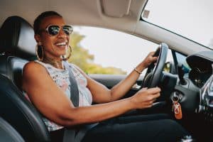 portrait-of-a-woman-driving-a-car