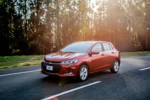 chevrolet-onix-2020-hatch-3