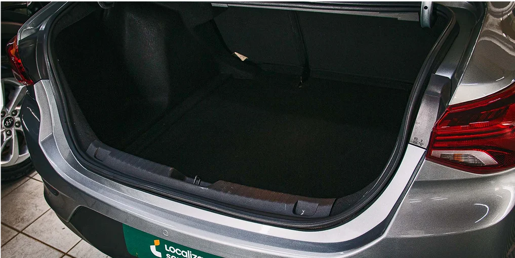 Porta malas do carro Chevrolet Onix Plus LTZ/Premier